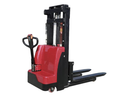 NQQZ-CC015 DGX-15 1.5-Ton Pallet Stacker