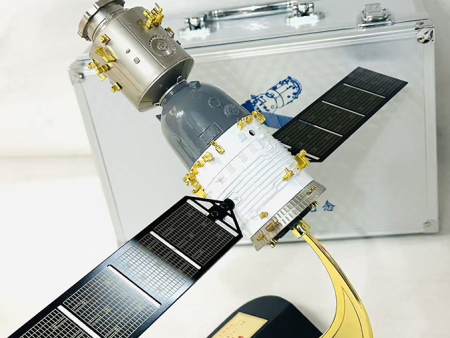 1:40神舟二十飞船模型、航空航天模型