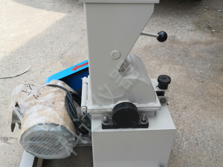 小型锤式破碎机：运行与维护全解析