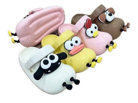 7041 儿童卡通个性脚丫洞洞鞋140-220