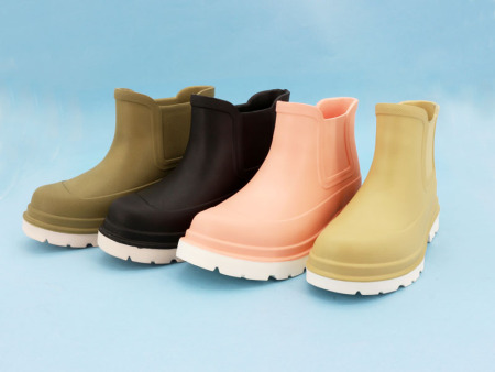 Rubber boots