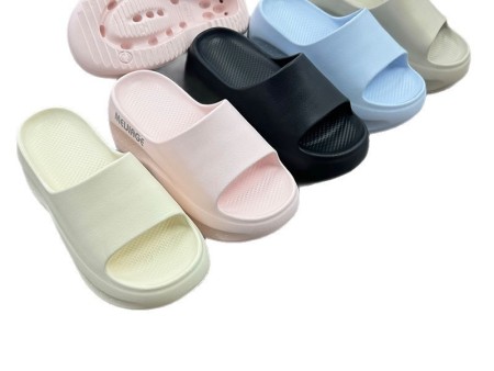 7066 女款增高简约版一字拖35-40