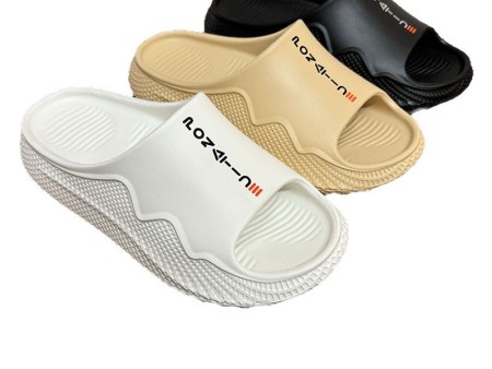 7074 帖字厚底男士一字拖40-45