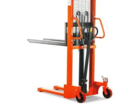 手動(dòng)，半電動(dòng)叉車(chē)