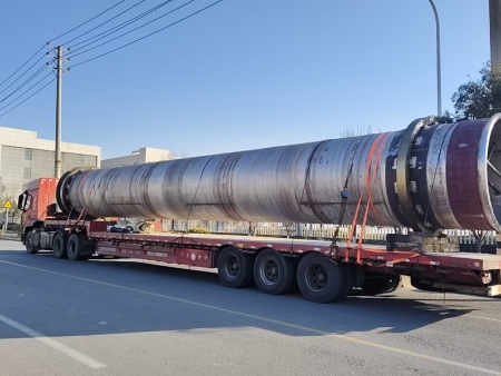 鑫恒巖鋰電池破碎成套生產線核心設備熱解窯順利發貨