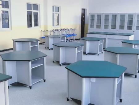 甘肃实验台的功能有哪些？