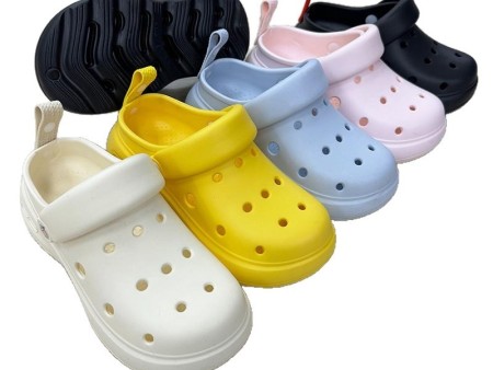 7130 厚底单色洞洞鞋女35-40