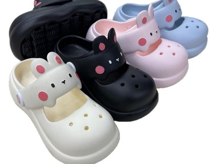 7132 卡通兔子玛丽珍洞洞鞋女35-40