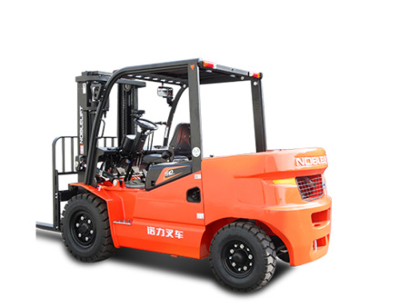 內(nèi)燃叉車