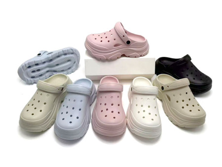 7157 增高单色洞洞鞋女35-40