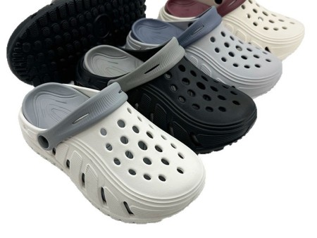 7153 双色透气男士气垫洞洞鞋40-45