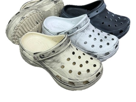 7198 女款脏脏洞洞鞋35-40