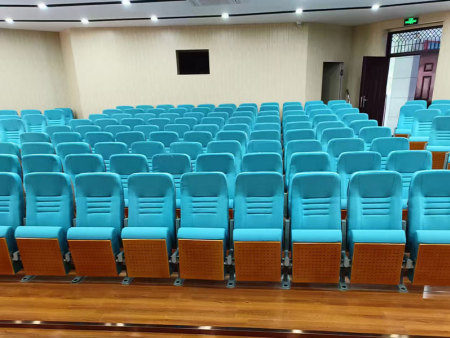 礼堂椅