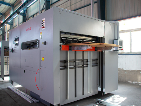 1520 Semi-automatic Die-cutting and Embossing Machine (2)