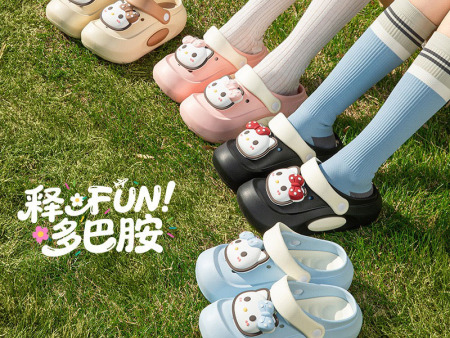 7224 女款凯蒂猫洞洞鞋36-41