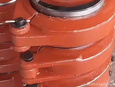 卡箍式柔性管接头