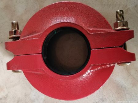 沟槽管件-异径卡箍