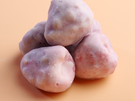 巧克力涂层冻干草莓