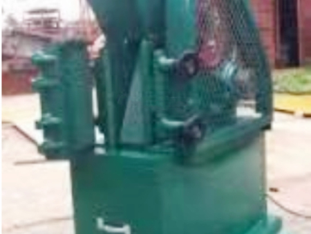 环保型开启负悬挂颚式破碎机    氧化锆鄂板