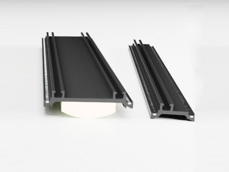 Aluminum tooth composite reinforced insulation strip