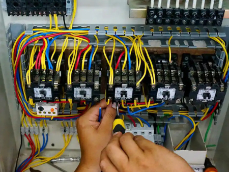 水电维修怎么找人？