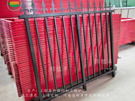 鐵藝圍墻護(hù)欄 鍍鋅鋼管防護(hù)
