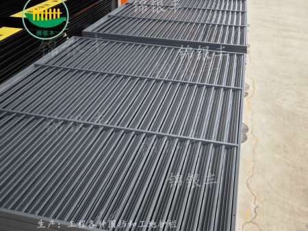 灰色豎百葉圍墻防護欄欄桿