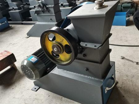 ‌颚式破碎机在煤炭破碎中的运行与维护手册