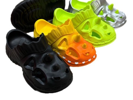 7354 情侣三角龙喷漆包头鞋35-45