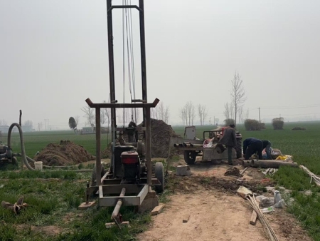 开封打井打桩水稻乡麦田浇地井