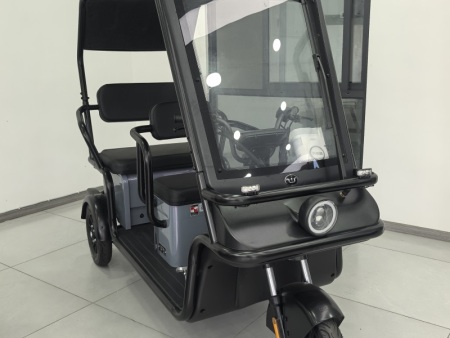 万仕达 570  U光浅银灰 亚黑