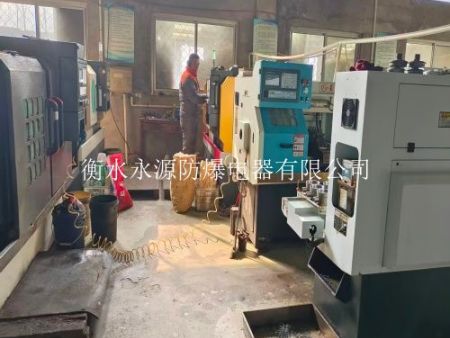 1203設(shè)備廠房