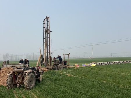 开封打井打桩水稻乡麦田浇地井