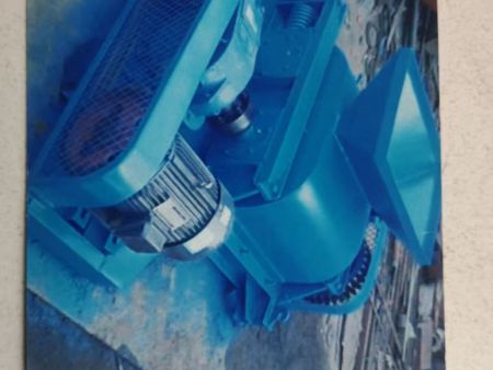 GP300×300合金对辊破碎机