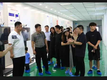 领潮计划三期学员走进河北零点新能源，共话发展