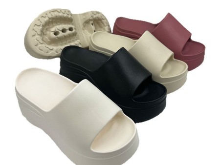 7377  加厚增高女款一字拖35-40