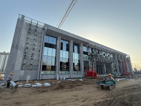 鄄城人民檢察院水泥纖維板外墻板施工現(xiàn)場(chǎng) 鄄城人民檢察院水泥纖維板外墻板施工現(xiàn)場(chǎng)