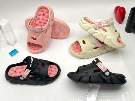 7447 男女足底按摩凉鞋36-45