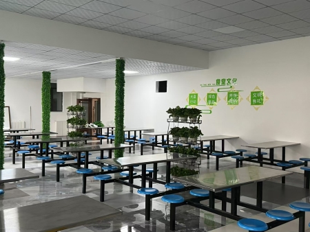 学校食堂