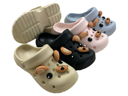 7456 表情饰扣女款洞洞鞋35-40