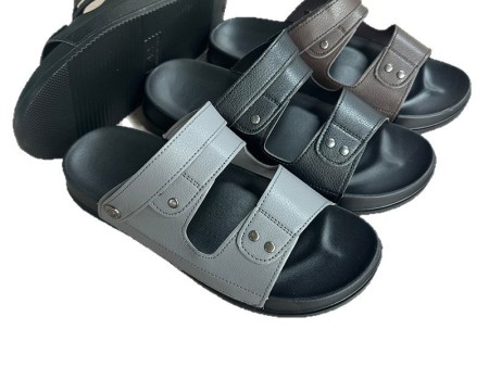 7471 PU双排柳丁男士凉鞋40-45（单码）