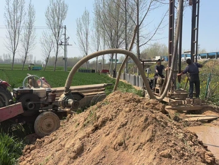 开封打井打桩麦田浇地打井项目