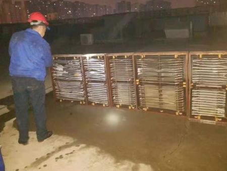 核心设备勤清洗，排烟净化双保障