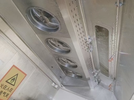 酒店后厨更要净，油烟清洗护品质