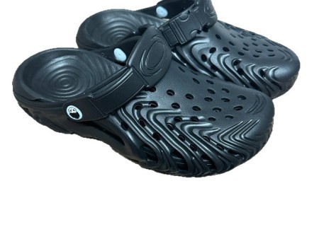 7491 EVA后带男士洞洞鞋40-45