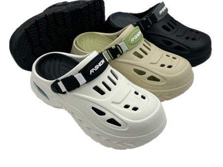 7496 气垫圆头方形镂空洞洞鞋男40-45