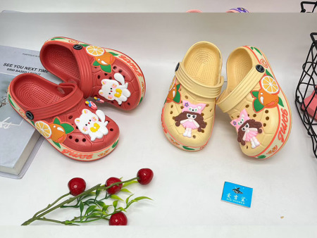  7520 儿童围条系列洞洞鞋单码 24-35