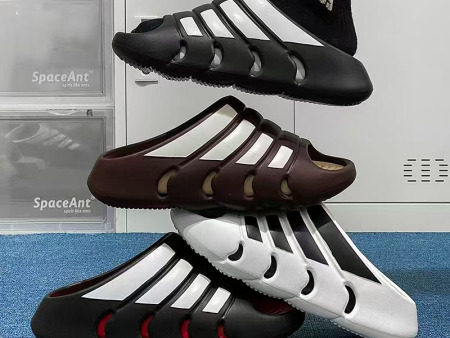 7524 四条杠描漆男士一字拖 40-45