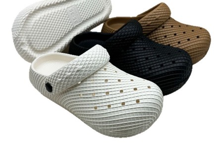 7564 3D立体包头洞洞鞋女35-40