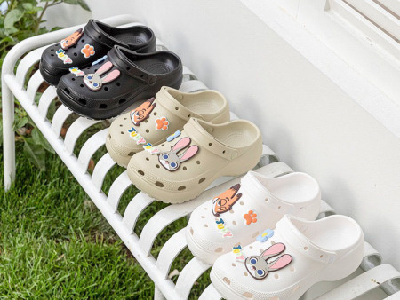 7562 云朵卡通女士洞洞鞋35-40